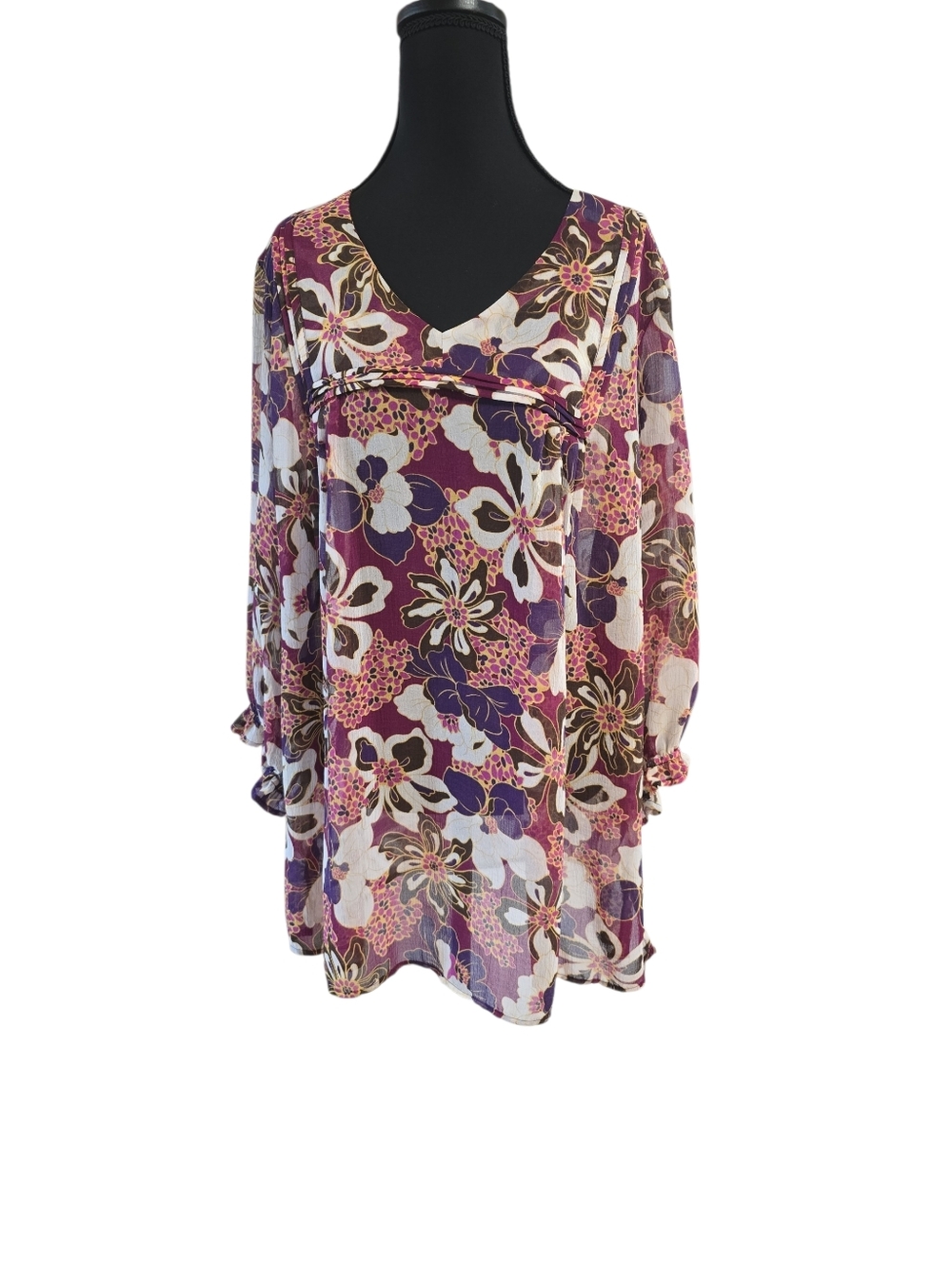 Avenue Purple and White Floral Long Sleeve Bib Collar Blouse 18/20